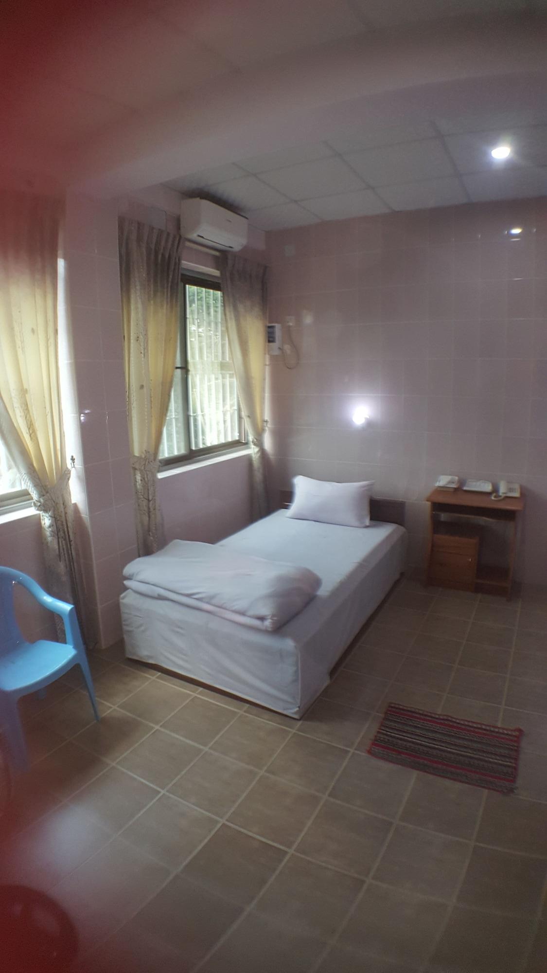 Red Dragon Hotel Hsipaw Exterior foto